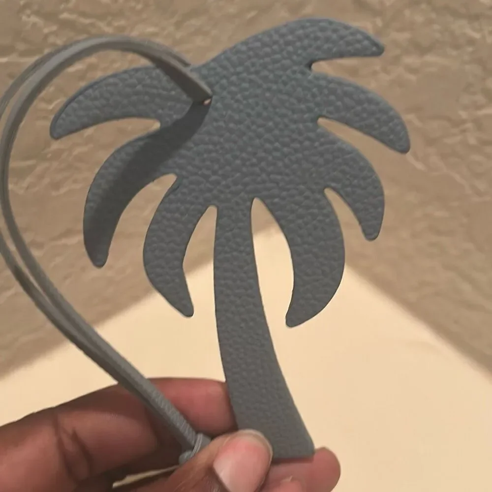 Sexy Little Vintage Handmade palm tree Leather Bag Charm Cute Nature Keychain